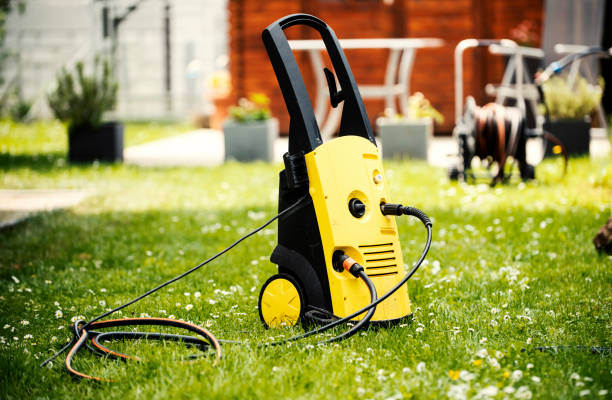 Best Window and Screen Pressure Cleaning in West End, NY